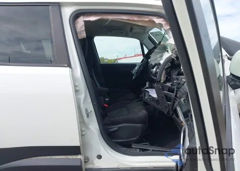 2018 Jeep Renegade Latitude 4X4 from USA, damaged, VIN ZACCJBBB4JPG93820